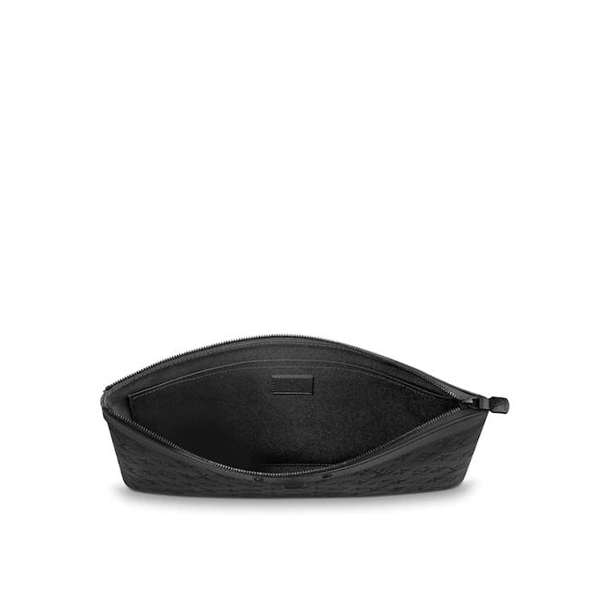 Clutch Louis Vuitton mã hiệu quốc tế M62903 – Cho quý ông phong cách lịch lãm